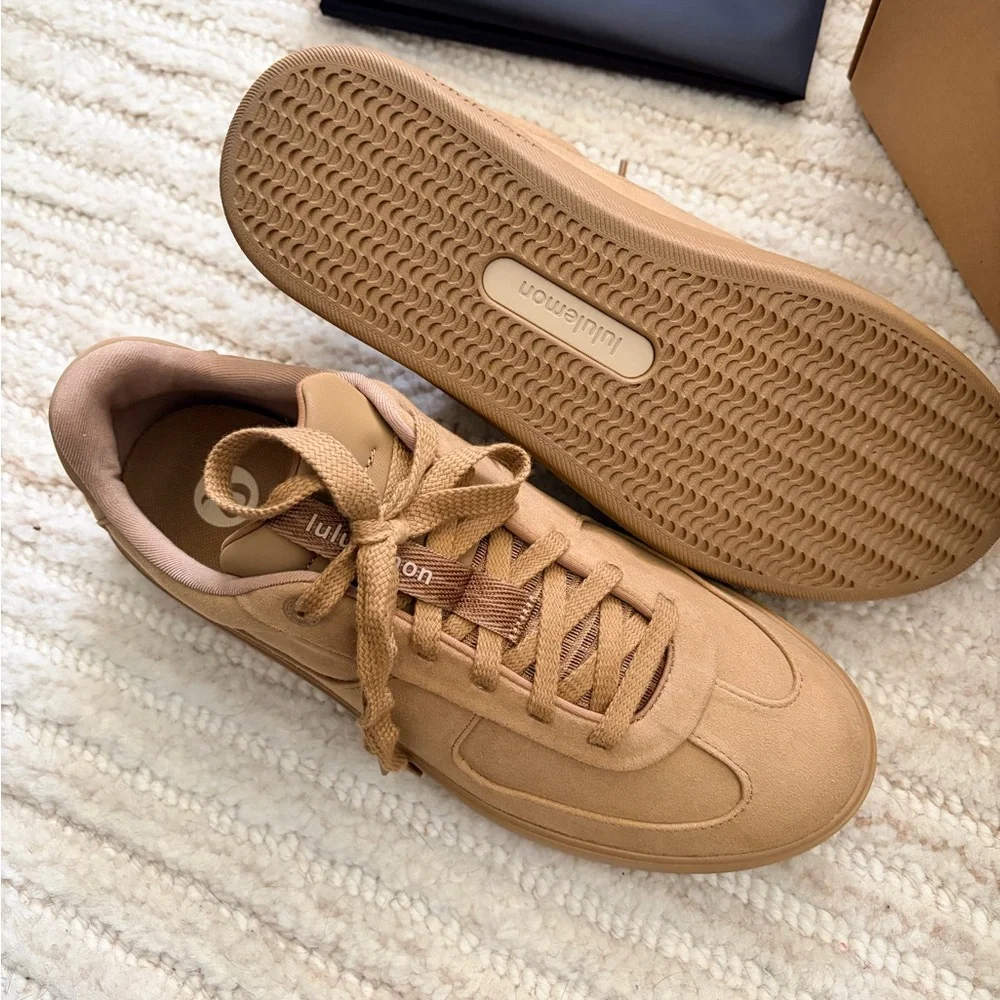 NWT‎ Men’s Lululemon Microsuede Sneakers